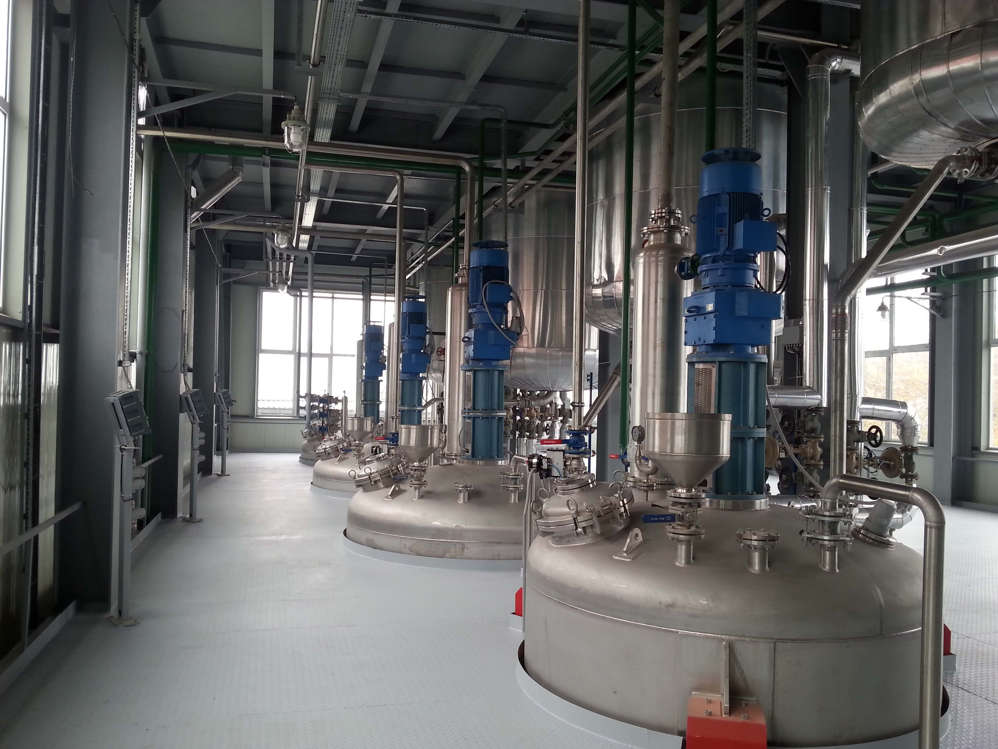 Завод по производству эпоксидной смолы